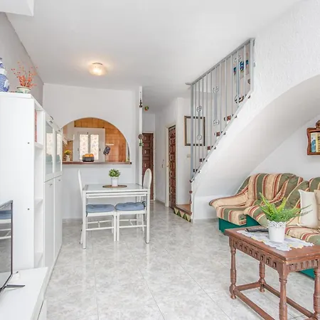 Holiday home Goldhome - Puigmalc Empuriabrava